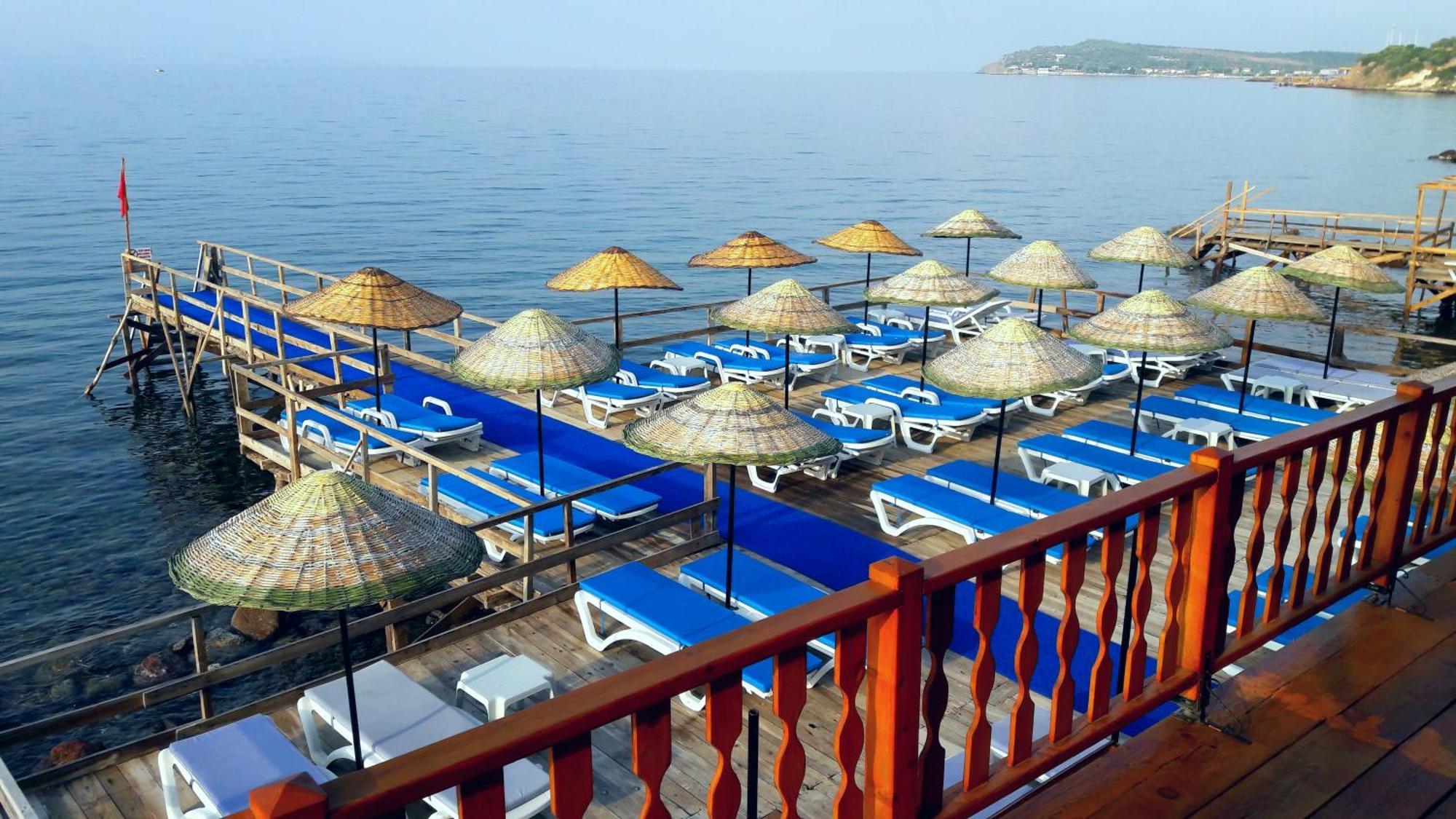 Assos Nazan Motel Restoran Beach Sokakagzi Exterior foto